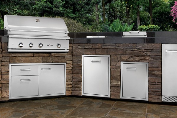 Outdoor Delta Heat grill station. Outdoor Delta Heat grill station.